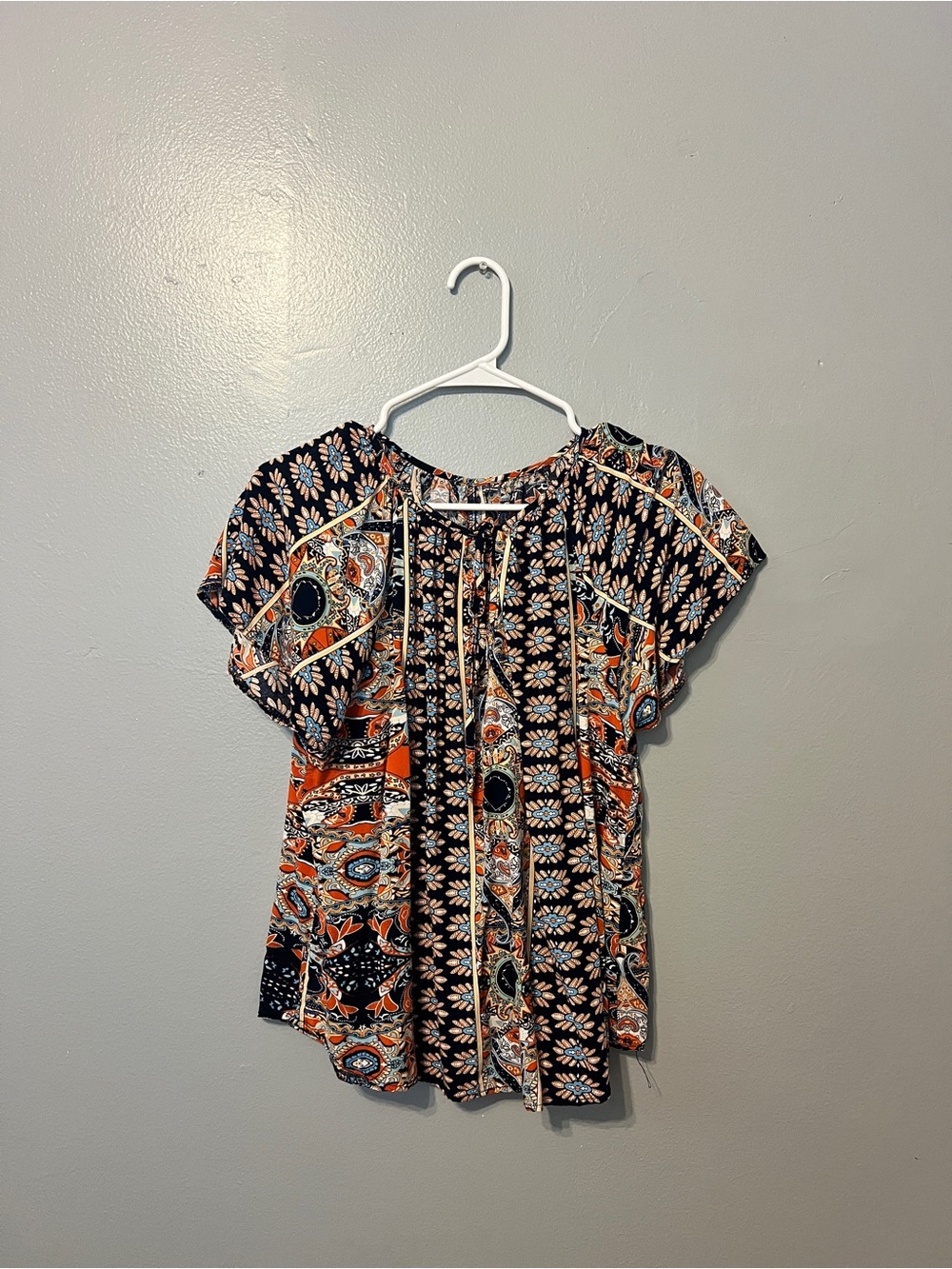 SHEIN Black & Orange Floral Paisley Tie-Neck Blouse